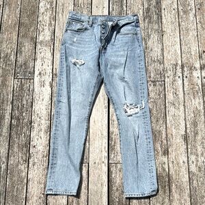 Levi's 501 Skinny Button Fly Straight
Leg Distressed Medium Wash Jeans Size 27